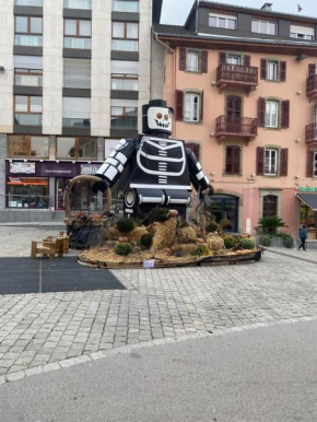 Mandana Évian-Les-Bains